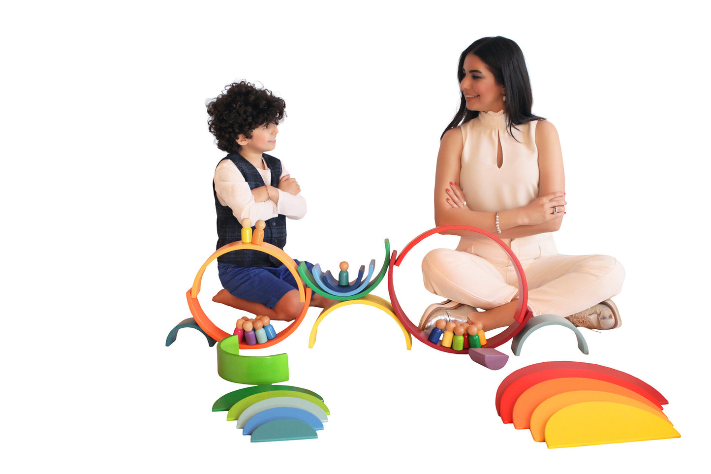 Wood&Joy Wooden Waldorf 12-Pieces Rainbow + Semicircle Tray + Peg Doll Set