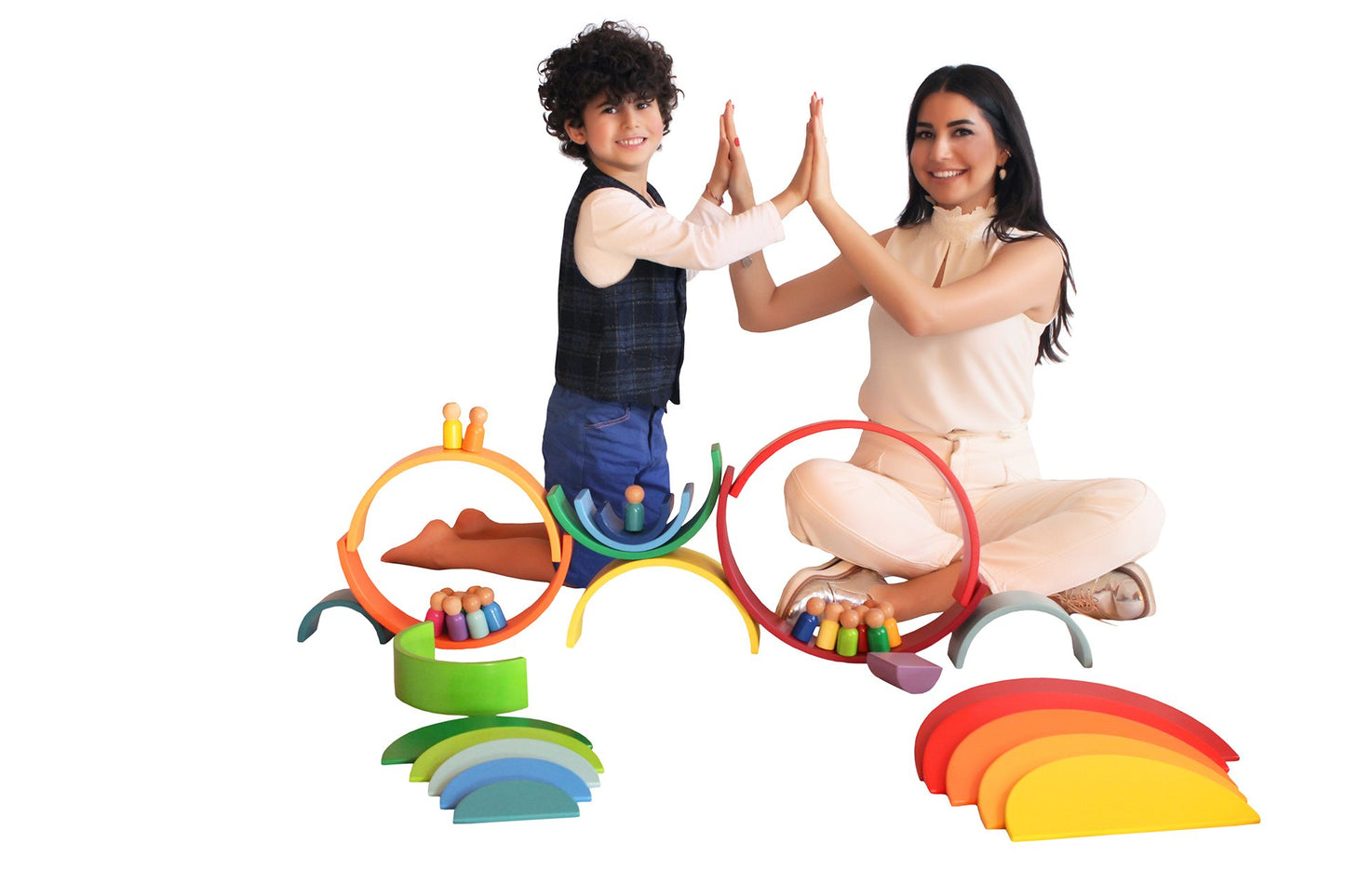 Wood&Joy Wooden Waldorf 12-Pieces Rainbow + Semicircle Tray + Peg Doll Set
